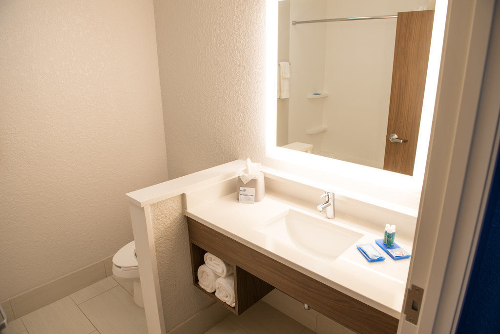 Holiday Inn Express & Suites - Merrillville By Ihg Exteriér fotografie