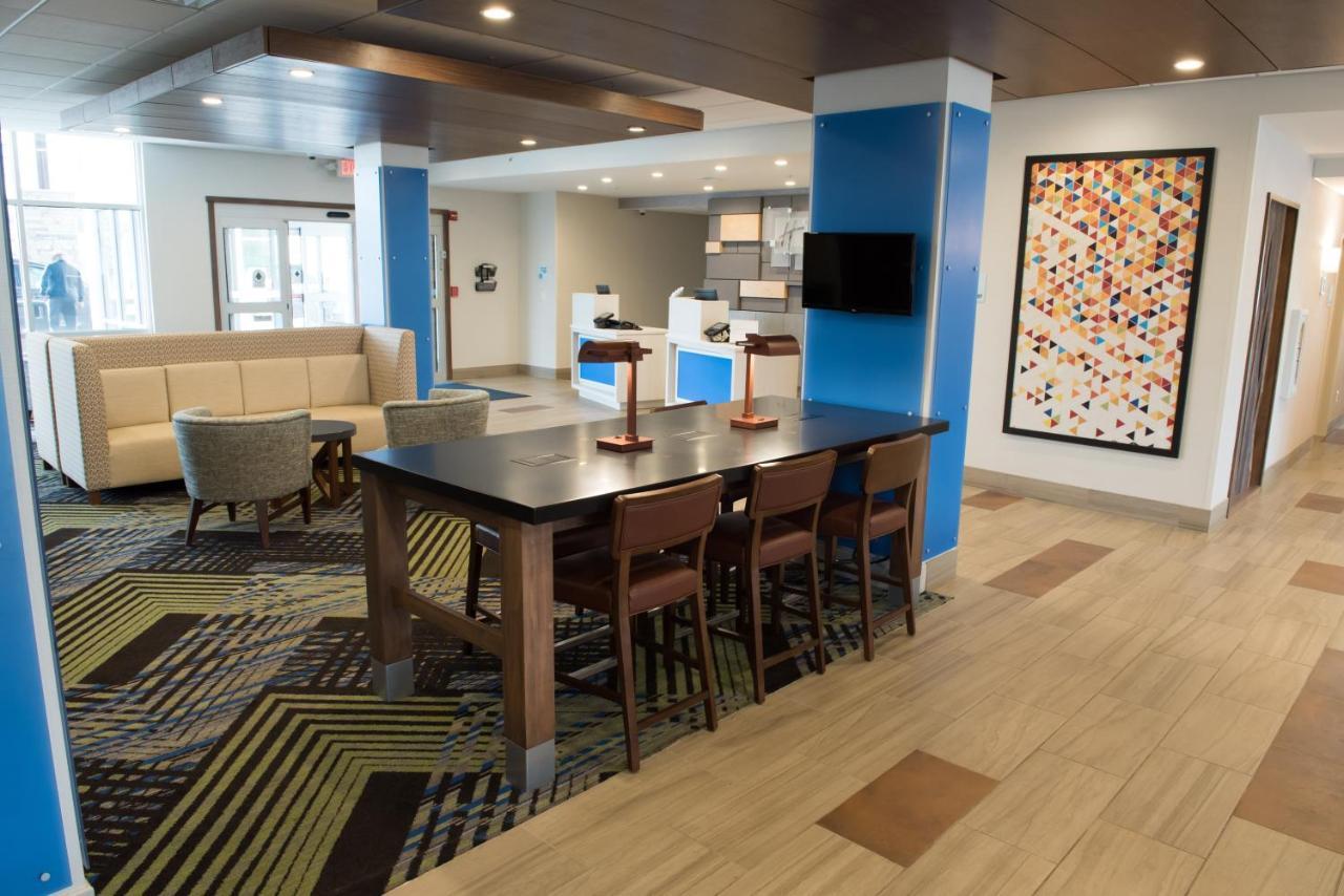 Holiday Inn Express & Suites - Merrillville By Ihg Exteriér fotografie